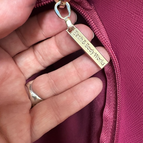 Bath & Body Works Blue and Pink Scalloped Tote Bag - Picture 5 of 9